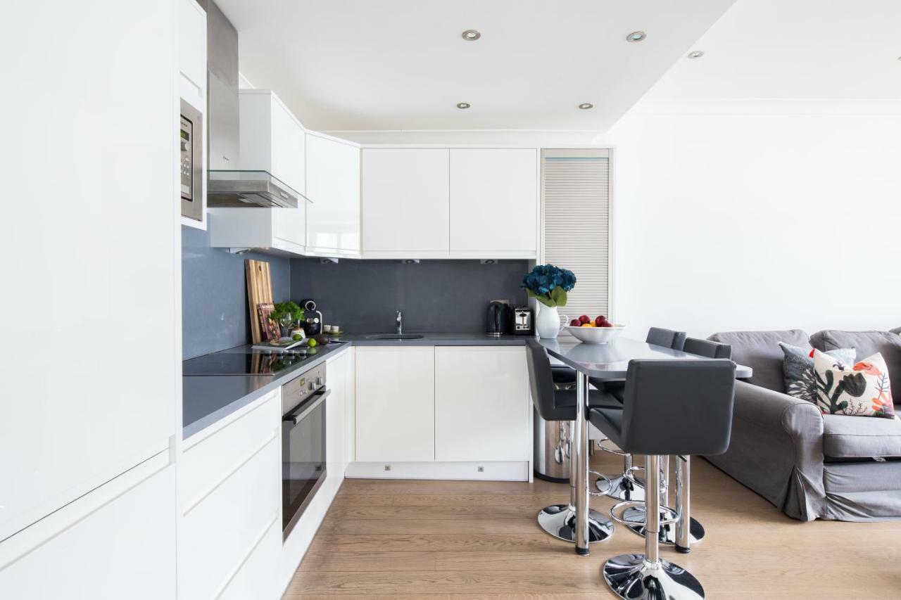 Gloucester Terrace By Lime Street Londen Buitenkant foto